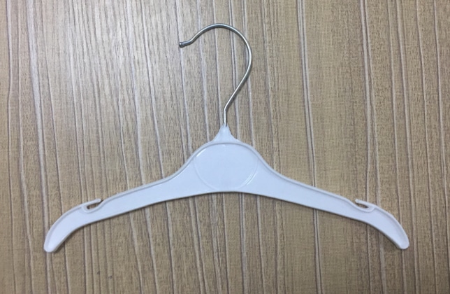 plastic-shirt-t-shirt-hangers-manufacturers-and-suppliers-in-india